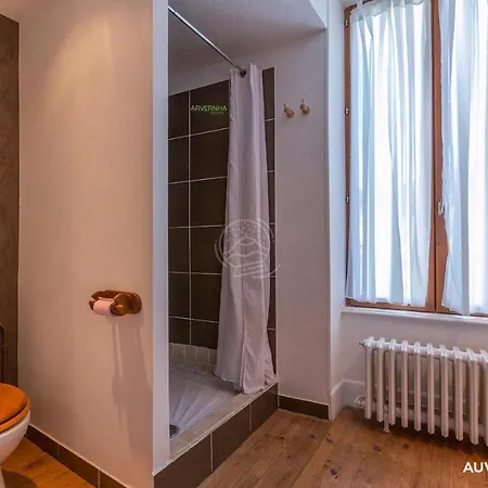 A Nectaire Apartment *